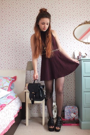 tights fishnet maroon skater dress fishnets primark mann pamela chictopia she clueless wears skirt tartan dresses