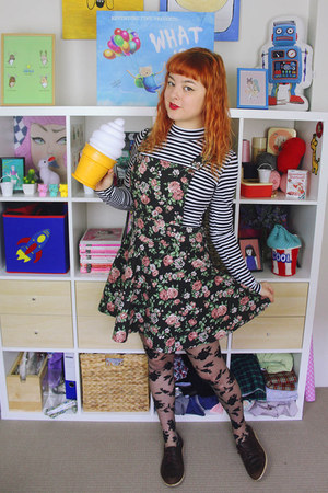 black floral pinafore dress