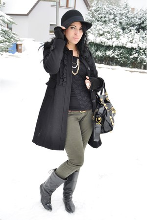 olive green pants black shoes
