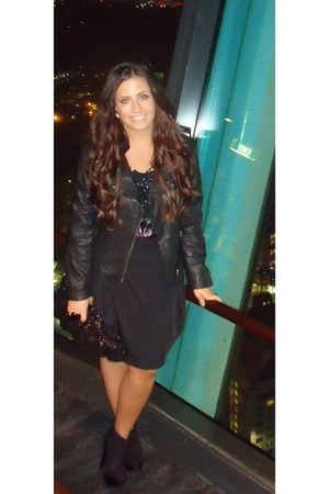 just jeans black jacket