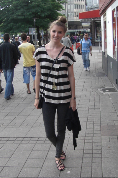 1698740403_400.jpg