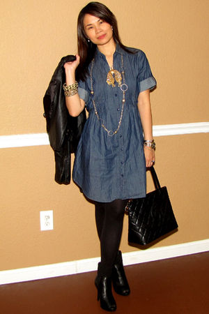 denim dress black tights