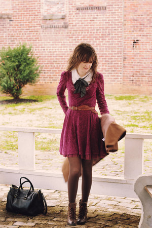 What Color Shoes Go With A Maroon Dress What Color Shoes Go With A Maroon Dress