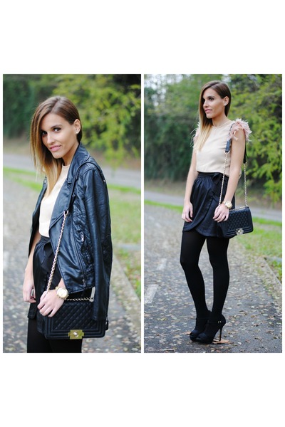nude blouse.