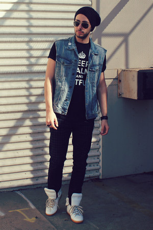 Men's Light Blue Denim H\u0026M Vests, Black Houndstooth Hot Topic Jeans | \