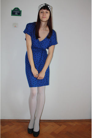 blue mango dresses white calzedonia tights gray dhm when to use a comma